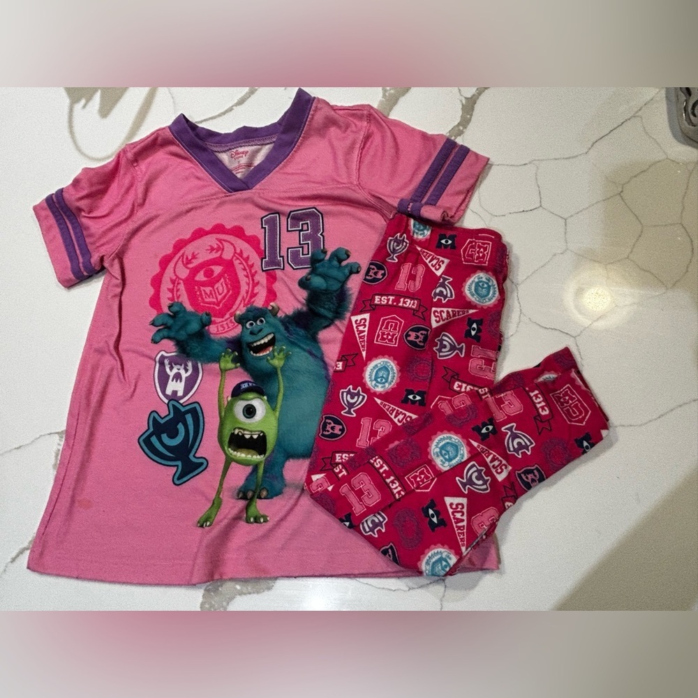 Disney monsters Inc. Girls size 7 Pajamas Monsters University Scully